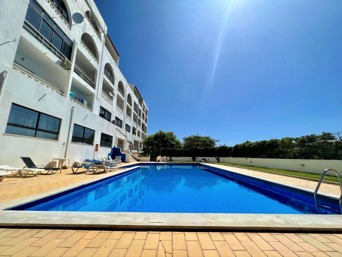 Albufeira Classic With Pool By Homing Exterior photo