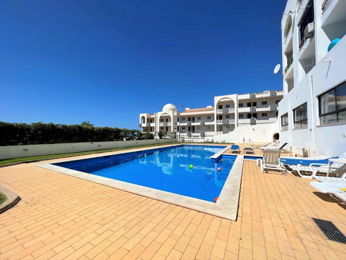 Albufeira Classic With Pool By Homing Exterior photo
